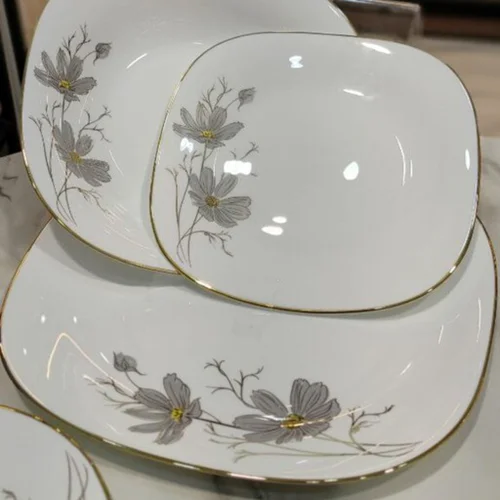 سرویس غذا خوری 26 پارچه قالب های مربع نیلوفری و دایره گل دار( عمده)